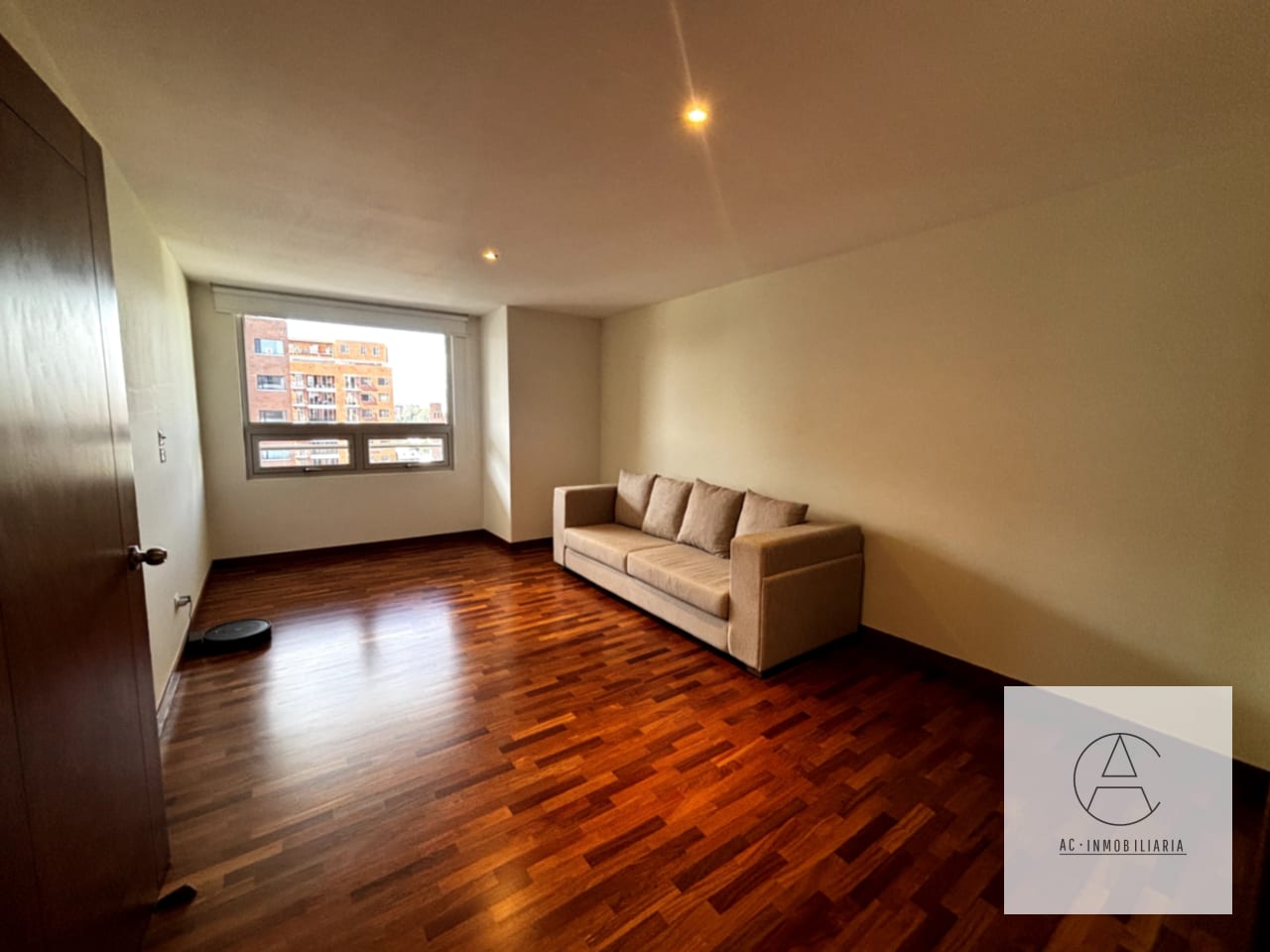 Apartamento de nivel completo en venta, zona 14 — Apartamento en Venta en Akoya, Zona 14, Guatemala, Ciudad — foto 10 de 17