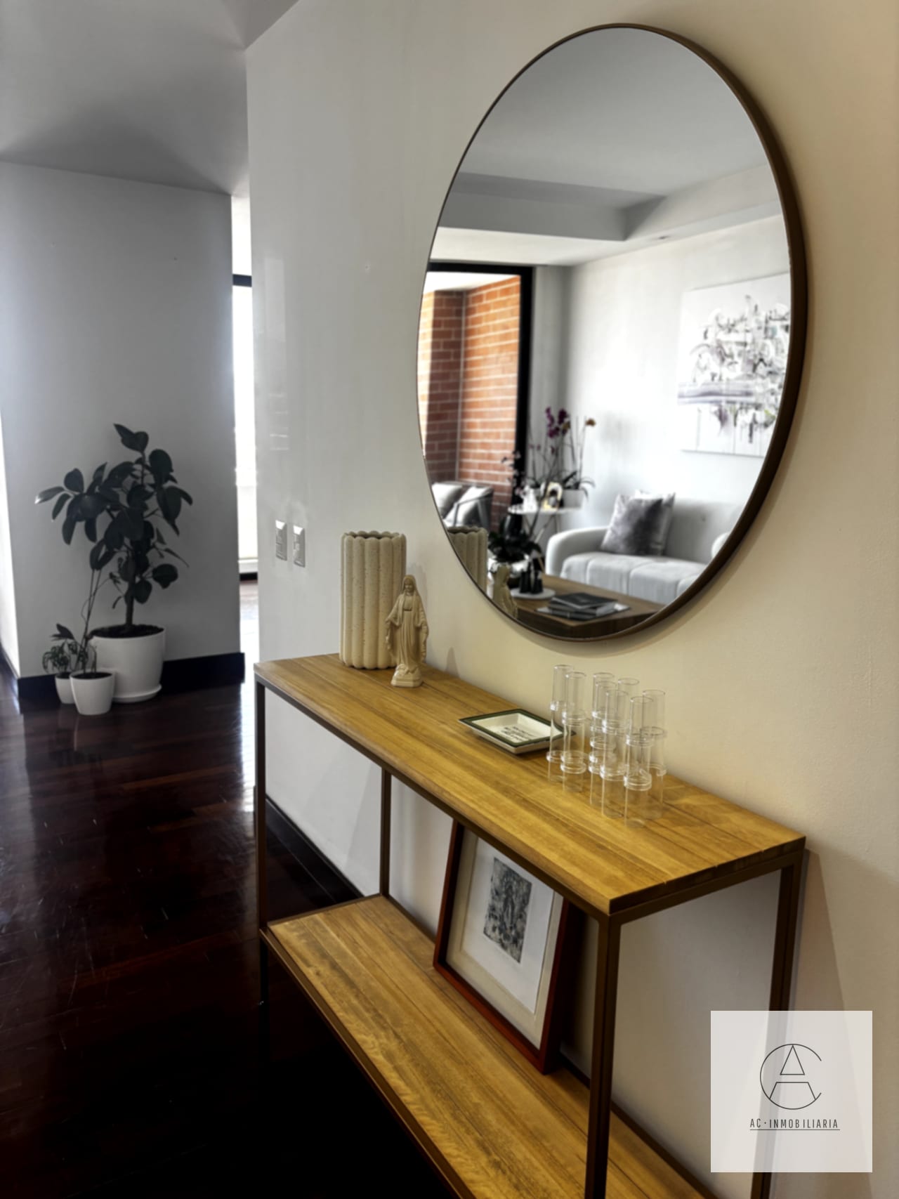 Apartamento en renta en Lantana — Apartamento en Alquiler en Lantana, Zona 14, Guatemala, Ciudad — foto 3 de 9