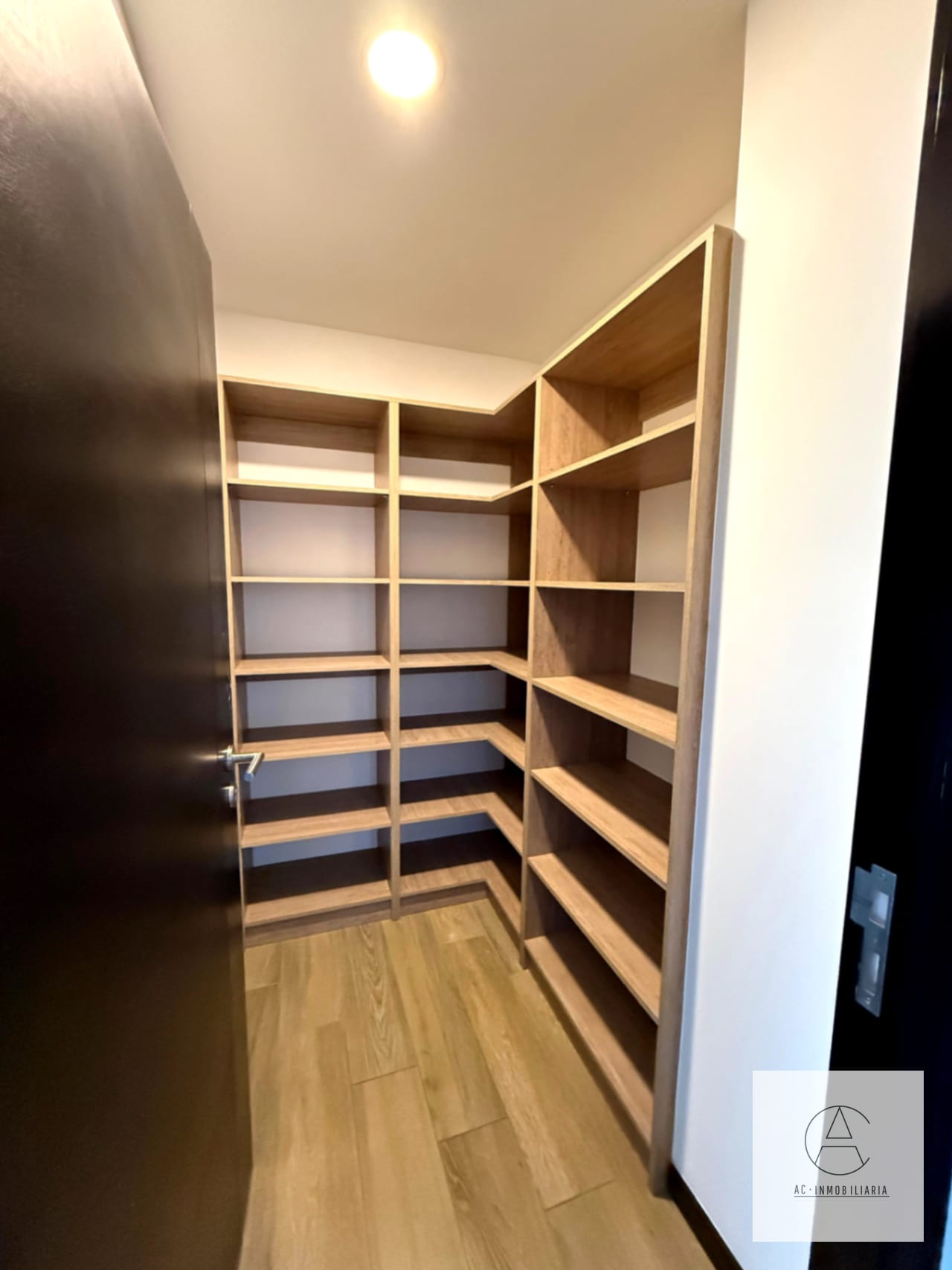 Apartamento en renta en Zona 15, VH1, Borghetto — Apartamento en Alquiler en Borguetto, Zona 15, Guatemala, Ciudad — foto 4 de 17