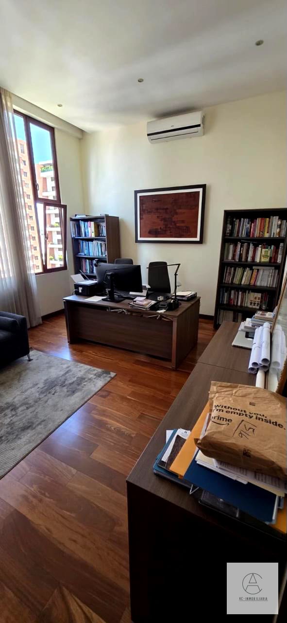 Apartamento de 2 niveles y jardín en renta, zona 14 — Apartamento en Alquiler en Matisse, Zona 14, Guatemala, Ciudad — foto 10 de 11
