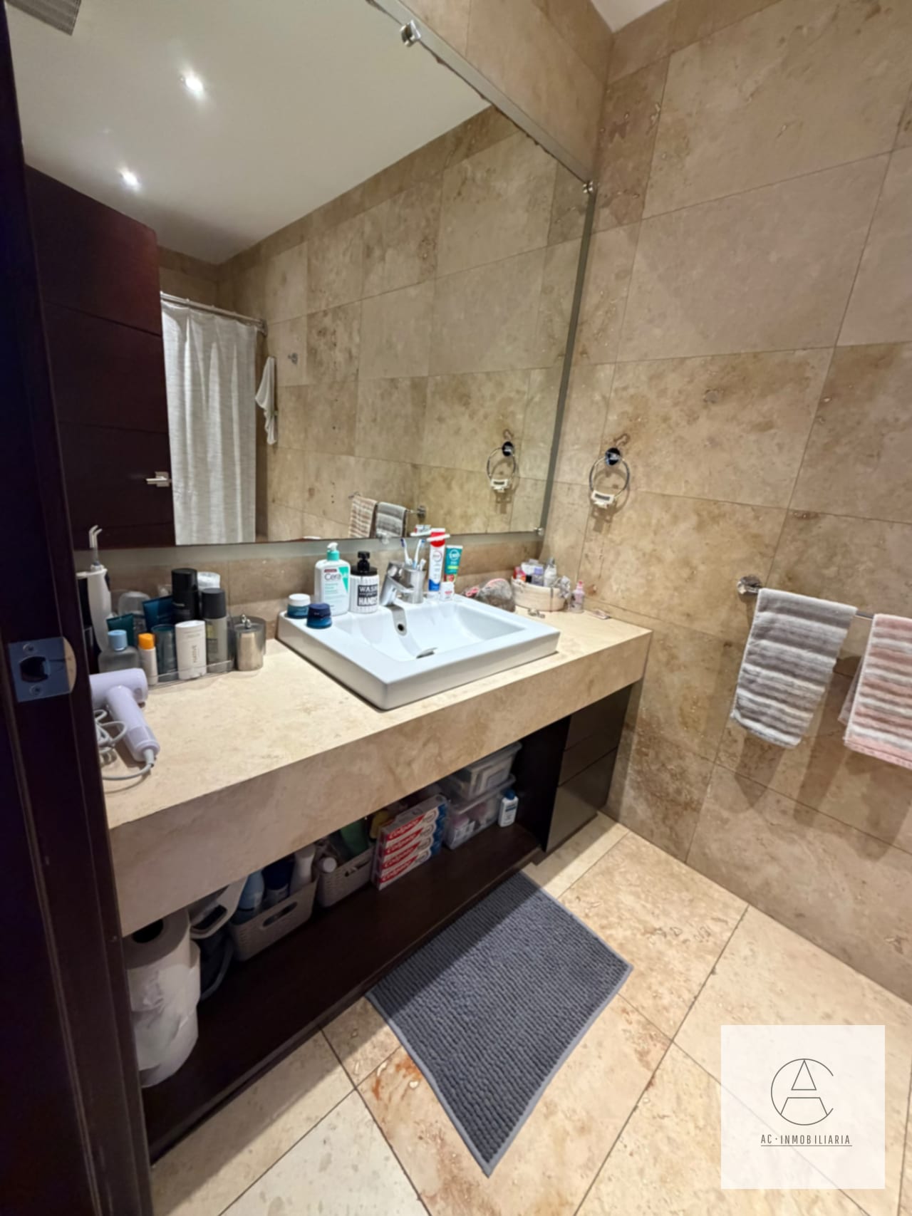 Apartamento en renta en zona 14. — Apartamento en Alquiler en Tiffany Cañada, Zona 14, Guatemala, Ciudad — foto 7 de 17
