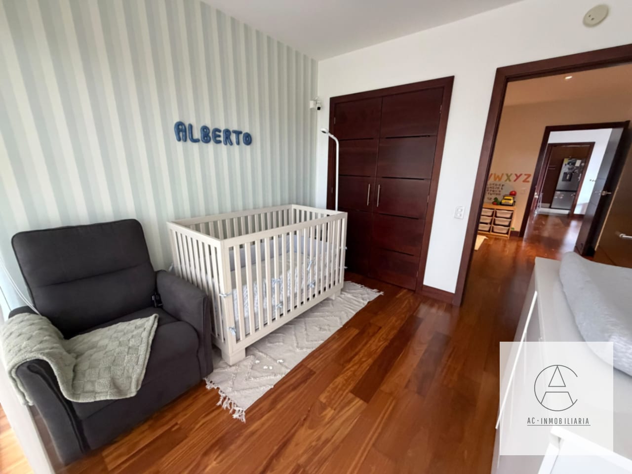 Apartamento en renta en zona 14. — Apartamento en Alquiler en Tiffany Cañada, Zona 14, Guatemala, Ciudad — foto 9 de 17