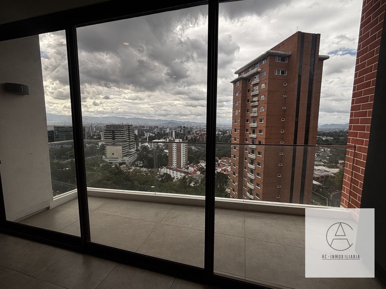 Apartamento en renta en Albero San Lazaro — Apartamento en Alquiler en Albero San Lazaro, Zona 15, Guatemala, Ciudad — foto 4 de 15