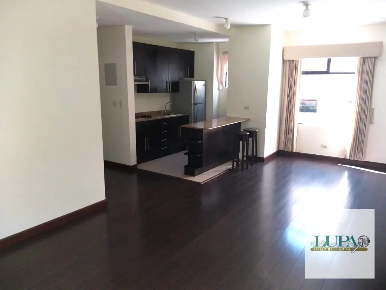 SE RENTA APARTAMENTO EN EDIFICIO VILLA CAFETTO EN CAES KM.18 — Apartamento en Alquiler en Villa Cafetto, Carretera a El Salvador, Guatemala, Ciudad — foto 6 de 8