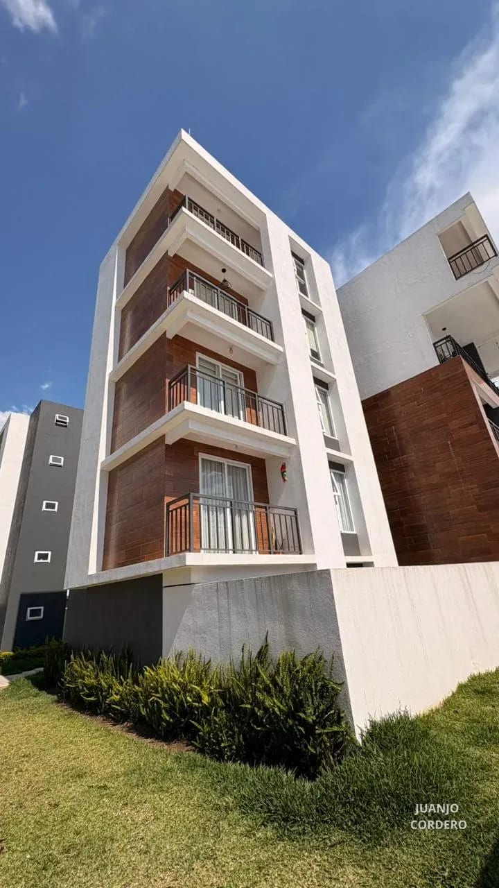 Exclusivo Apartamento en Senderos, zona 16 — Apartamento en Alquiler en Zona 16, Guatemala, Ciudad — foto 1 de 14