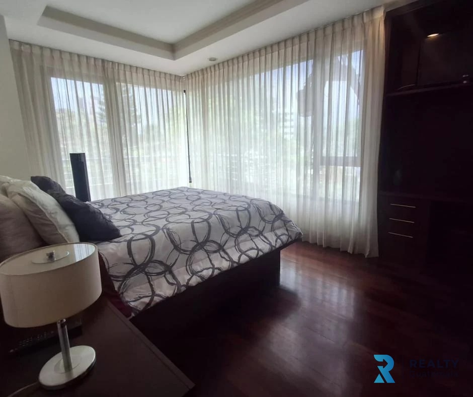 RENTO Apartamento Amueblado Edificio Santa María, zona 10 — Apartamento en Alquiler en Zona 10, Guatemala, Ciudad — foto 1 de 14