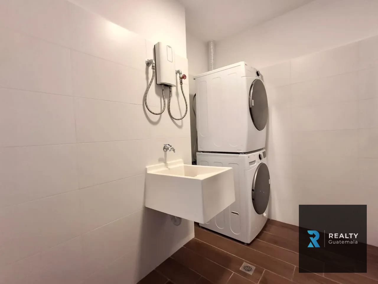 RENTO Apartamento Lirios IV, Cayalá, Zona 16 — Apartamento en Alquiler en Zona 16, Guatemala, Ciudad — foto 14 de 15