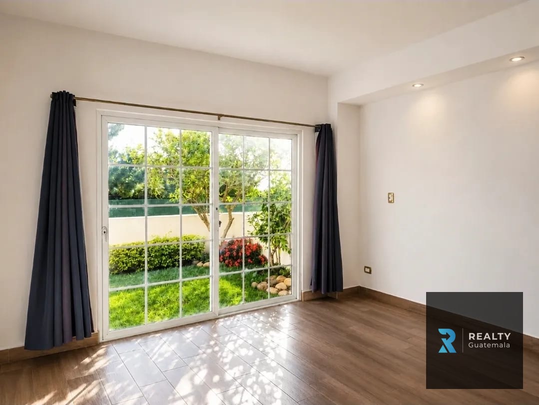 Rento Apartamento con jardin Zona 16 , La Vista — Apartamento en Alquiler en La Vista, Zona 16, Guatemala, Ciudad — foto 1 de 7