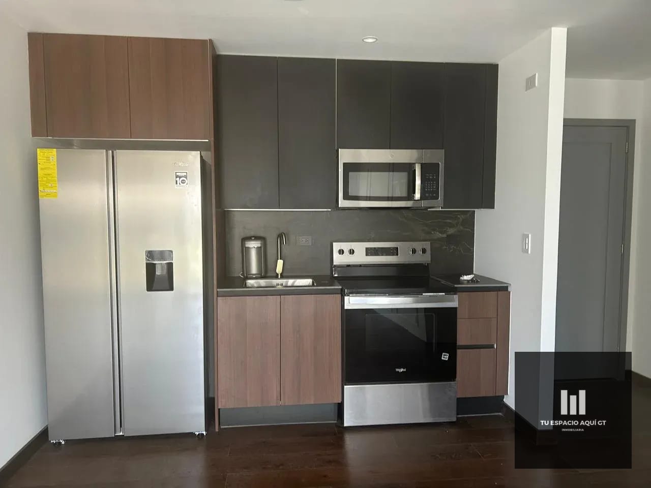 Precioso Apartamento En Renta /Atarah, Zona 10 — Apartamento en Alquiler en Atarah, Zona 10, Guatemala, Ciudad — foto 2 de 8