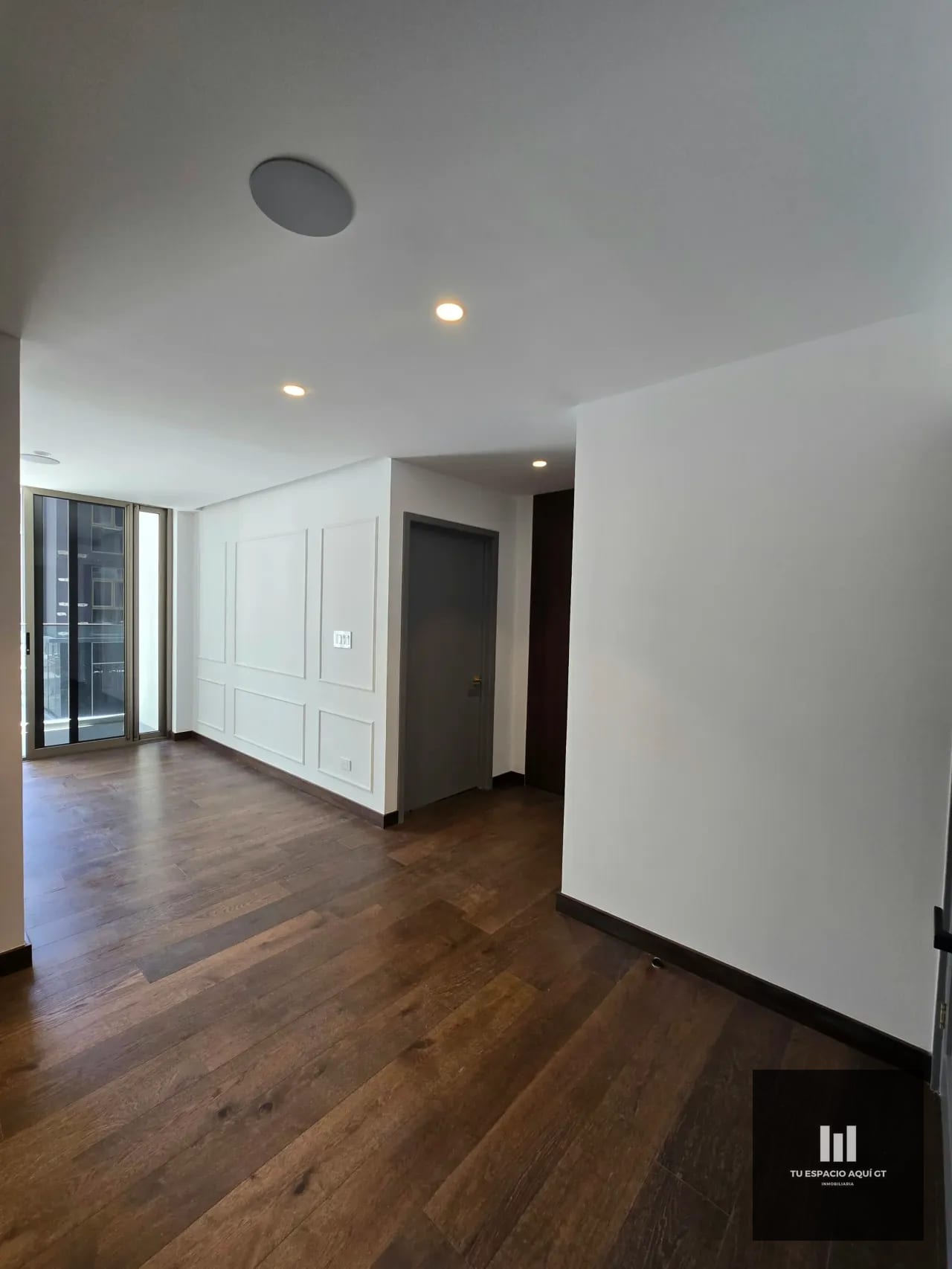 Apartamento En Venta de 1 Habitación En Edificio Atarah , Zona 10 — Apartamento en Venta en Atarah, Zona 10, Guatemala, Ciudad — foto 4 de 8