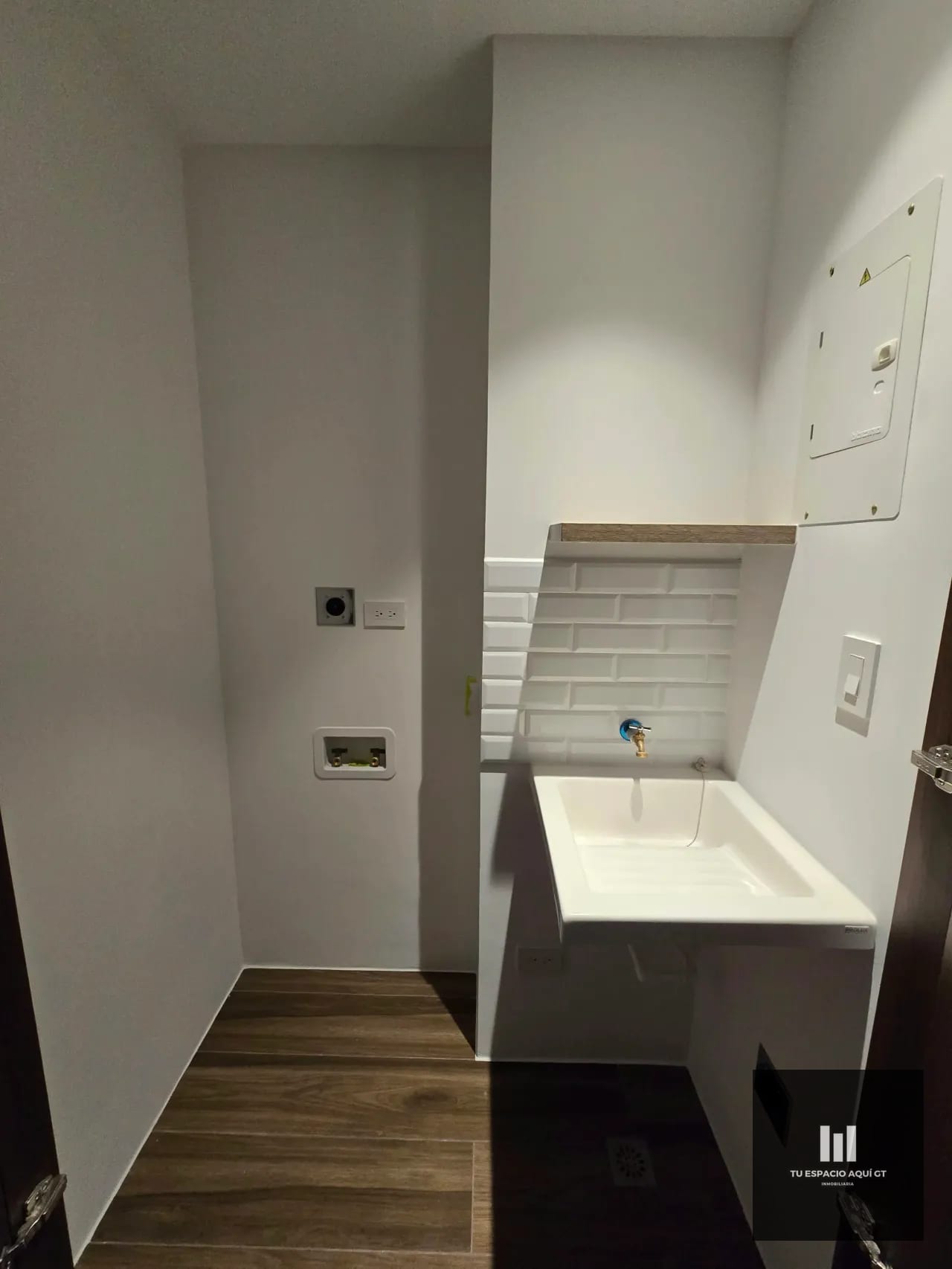 Precioso Apartamento En Venta En Edificio Atarah,Zona 10 — Apartamento en Venta en Atarah, Zona 10, Guatemala, Ciudad — foto 9 de 10