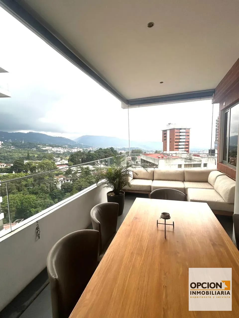 Vendo Apartamento Asti Z. 14. Nivel Alto! — Apartamento en Alquiler en Asti, Zona 14, Guatemala, Ciudad — foto 5 de 13