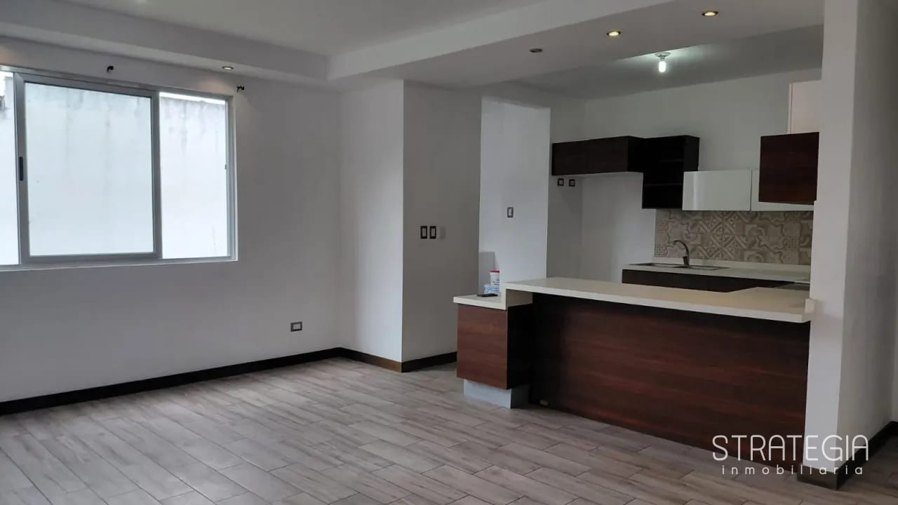 Renta: Apartamento en zona 16 — Apartamento en Alquiler en Lomas de San Isidro, Zona 16, Guatemala, Ciudad — foto 2 de 10