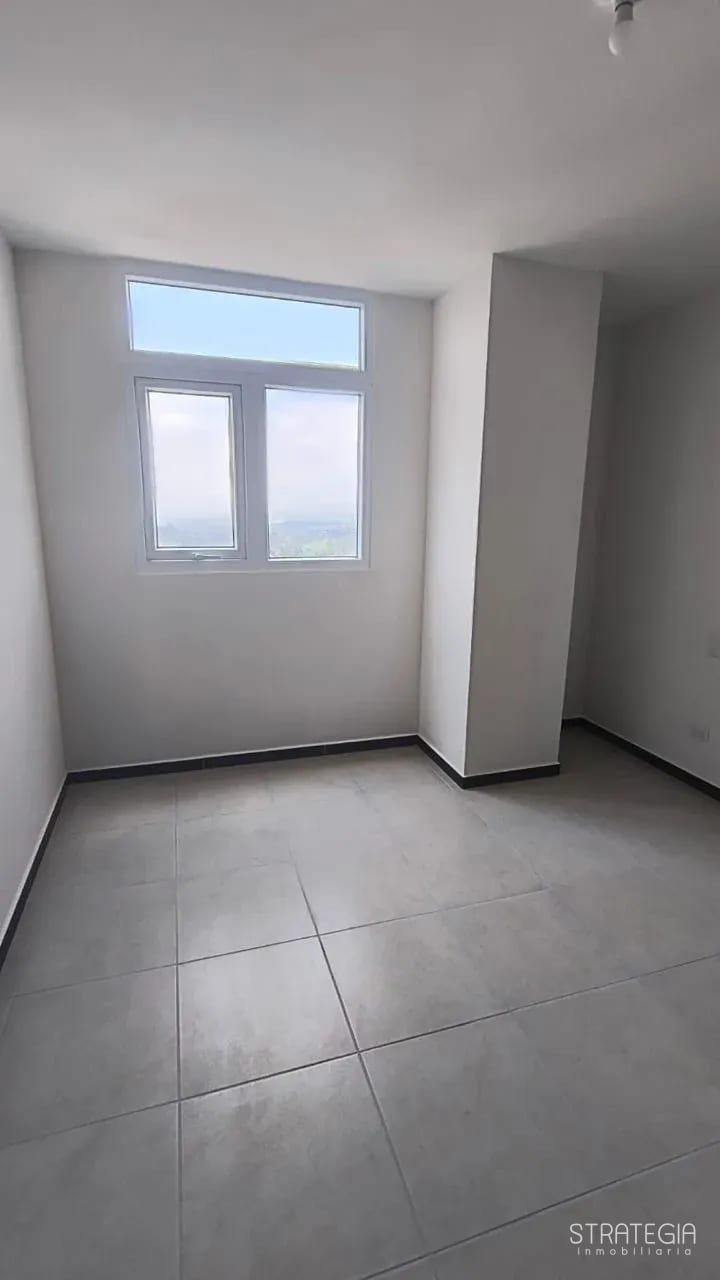 Apartamento Parque San Jorge zona 11 — Apartamento en Alquiler en San Jorge, Zona 11, Guatemala, Ciudad — foto 3 de 9