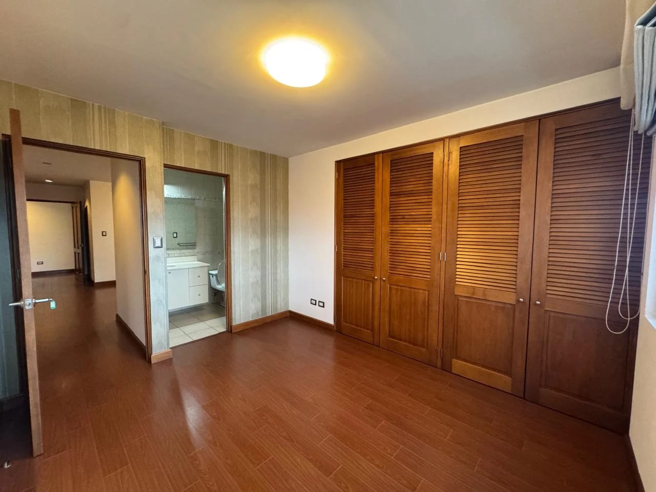 Apartamento en Renta en Torre Condesa Zona 14 — Apartamento en Alquiler en Zona 14, Guatemala, Ciudad — foto 10 de 16