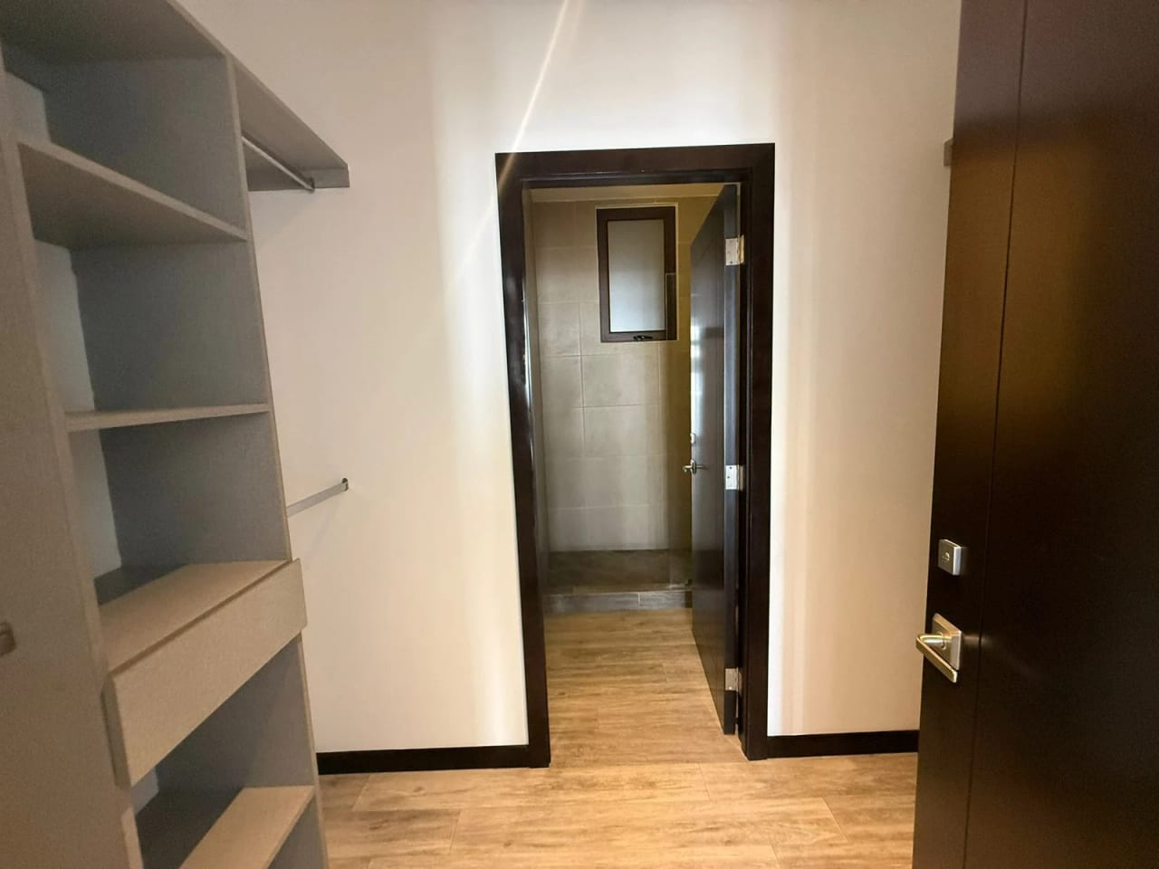 Vendo Apartamento con Terraza, Lirios de Cayala Z.16 — Apartamento en Venta en Lirios de Cayalá II, Zona 16, Guatemala, Ciudad — foto 13 de 17