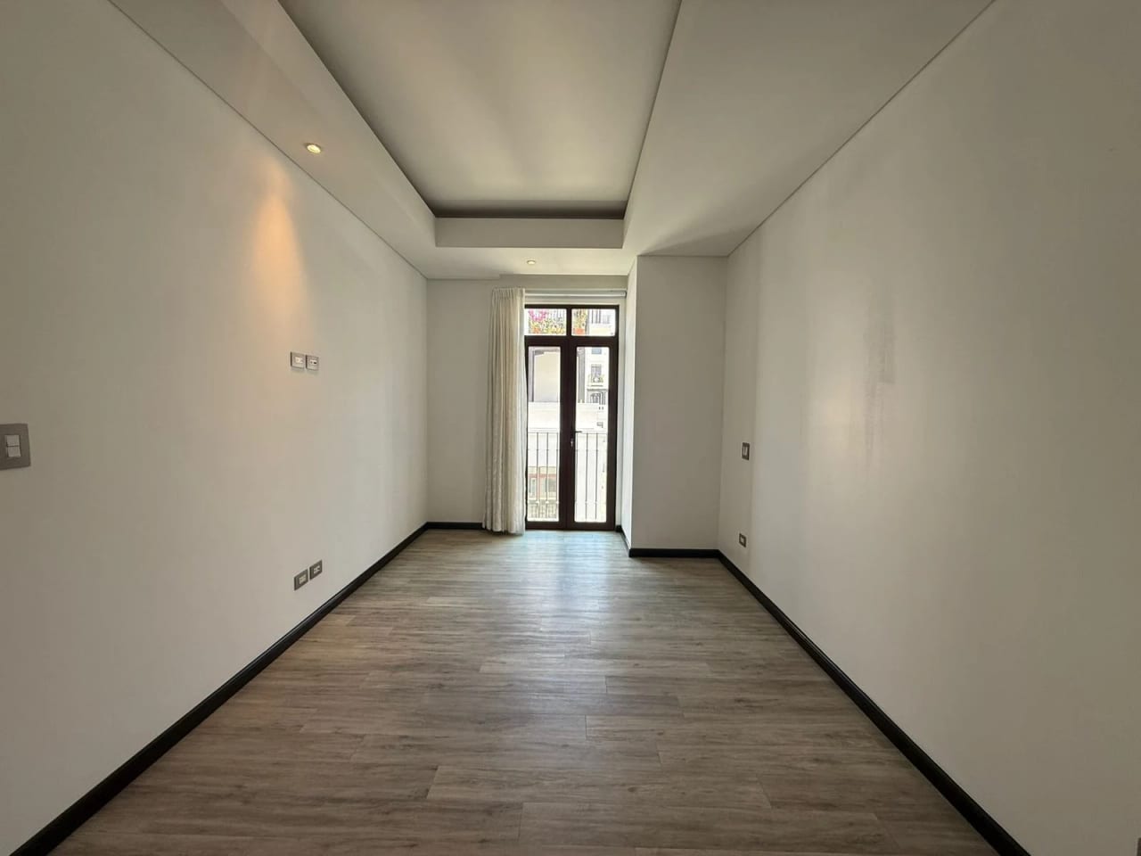 Vendo Apartamento con Terraza, Lirios de Cayala Z.16 — Apartamento en Venta en Lirios de Cayalá II, Zona 16, Guatemala, Ciudad — foto 14 de 17