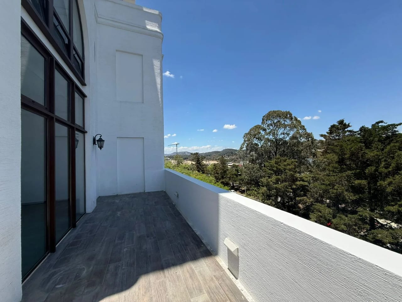 Vendo Apartamento con Terraza, Lirios de Cayala Z.16 — Apartamento en Venta en Lirios de Cayalá II, Zona 16, Guatemala, Ciudad — foto 5 de 17
