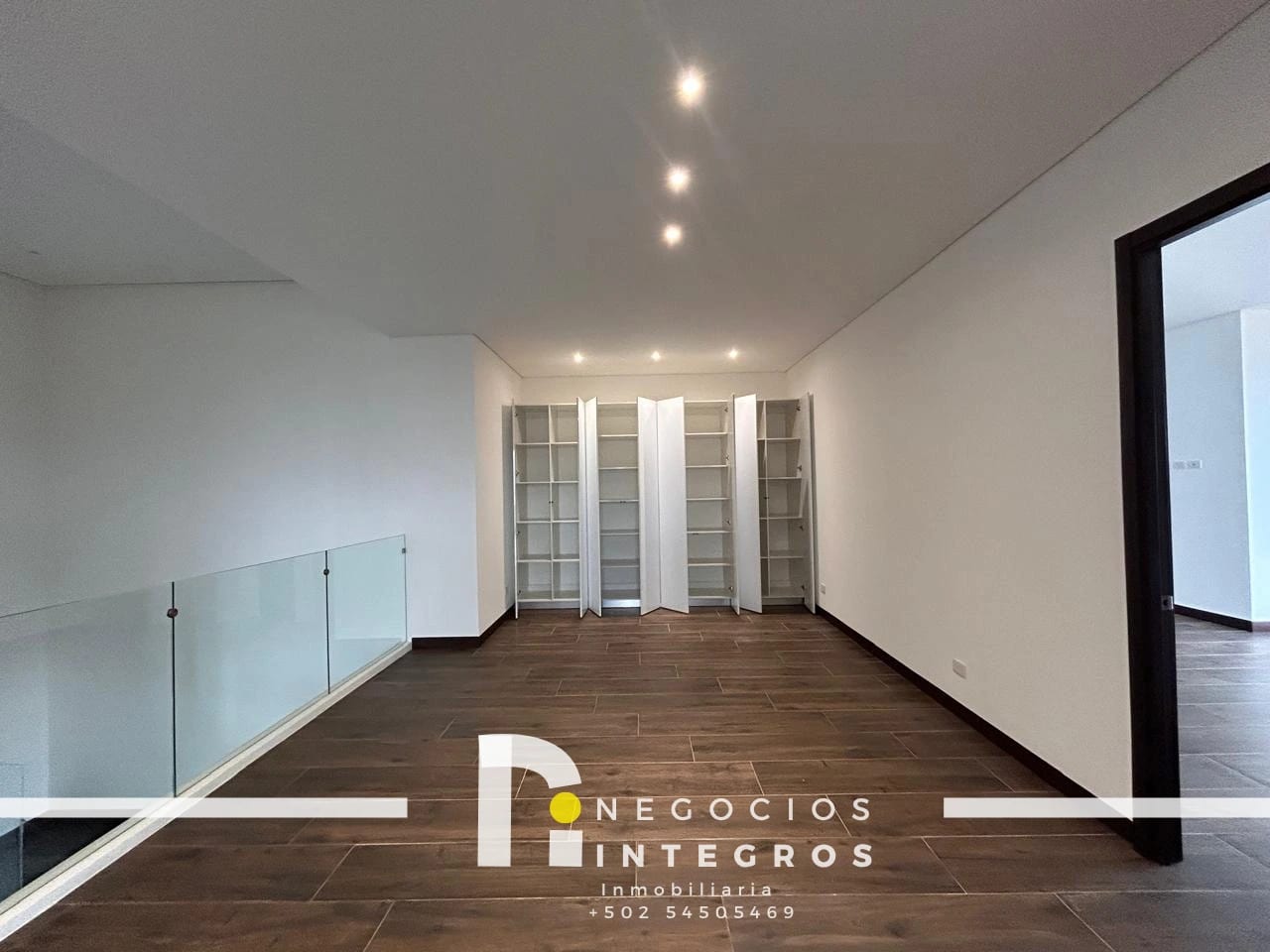 Vendo Espectacular Penthouse en Z.10 Oakland — Apartamento en Venta en Milenia, Zona 10, Guatemala, Ciudad — foto 5 de 17