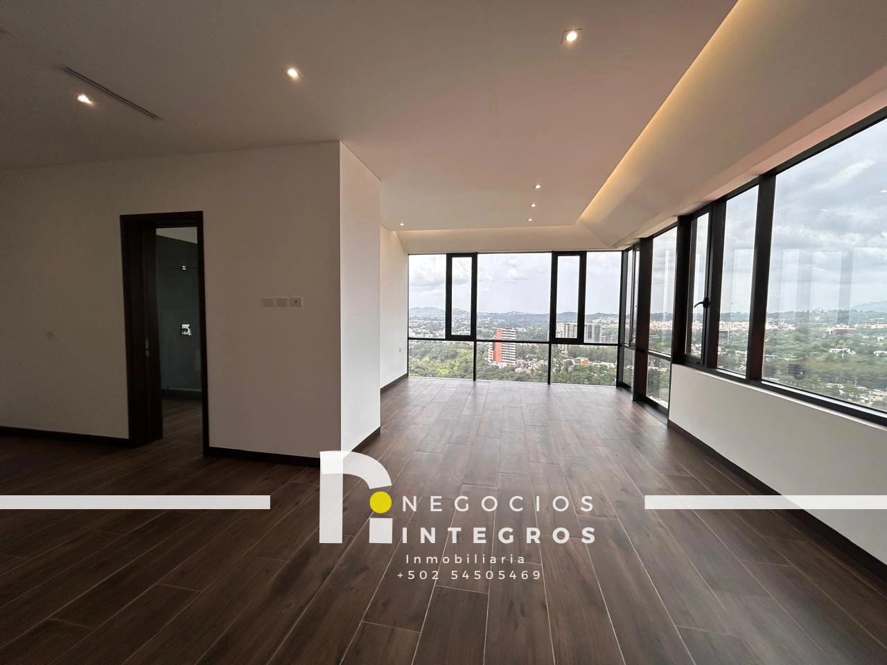 Vendo Espectacular Penthouse en Z.10 Oakland — Apartamento en Venta en Milenia, Zona 10, Guatemala, Ciudad — foto 9 de 17