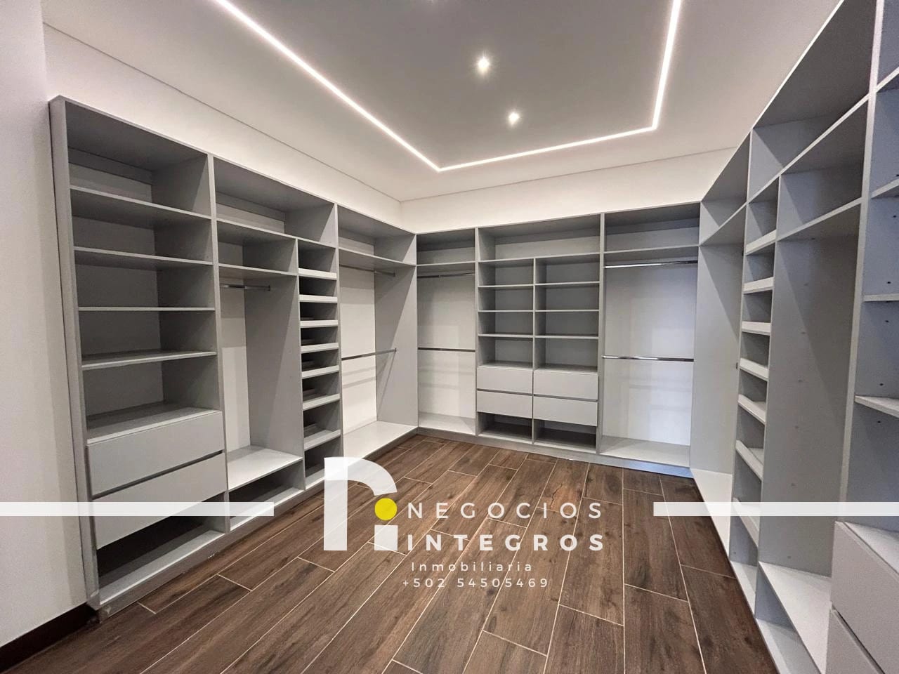 Vendo Espectacular Penthouse en Z.10 Oakland — Apartamento en Venta en Milenia, Zona 10, Guatemala, Ciudad — foto 11 de 17