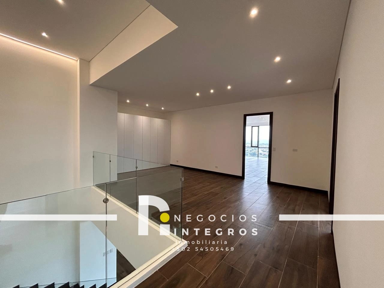 Vendo Espectacular Penthouse en Z.10 Oakland — Apartamento en Venta en Milenia, Zona 10, Guatemala, Ciudad — foto 7 de 17
