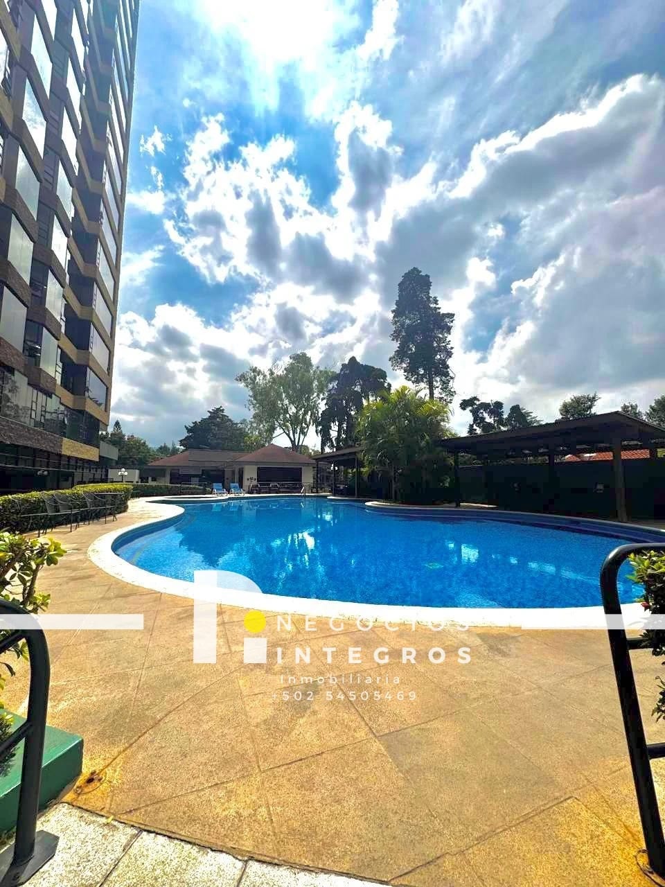 Apartamento en Venta o Renta, Amueblado y Equipado en Milenia, Zona 10 — Apartamento en Venta en Milenia, Zona 10, Guatemala, Ciudad — foto 5 de 17
