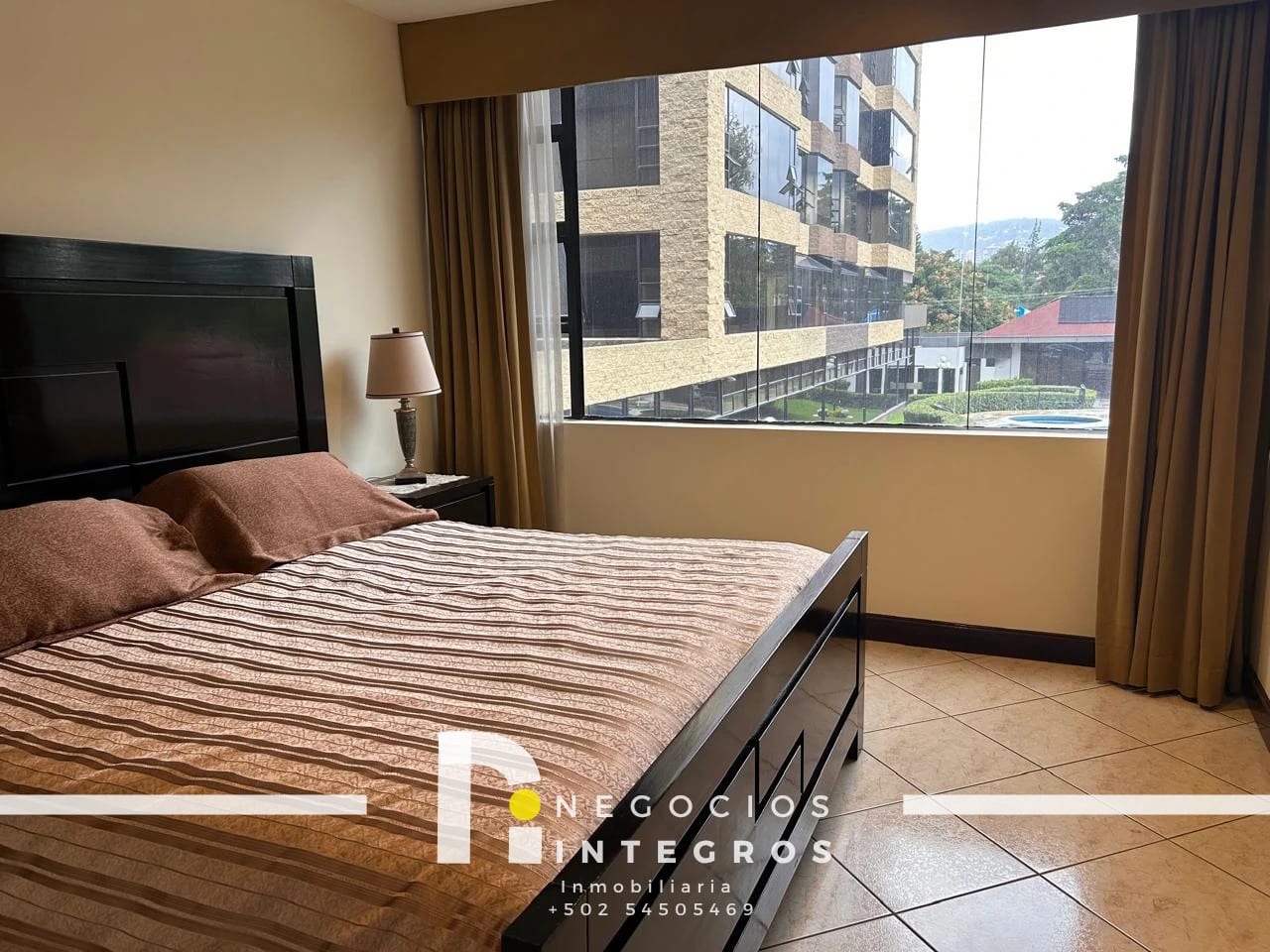 Apartamento en Venta Z.10 con Lindas Vistas a Area Verde y Piscina — Apartamento en Venta en Milenia, Zona 10, Guatemala, Ciudad — foto 3 de 17