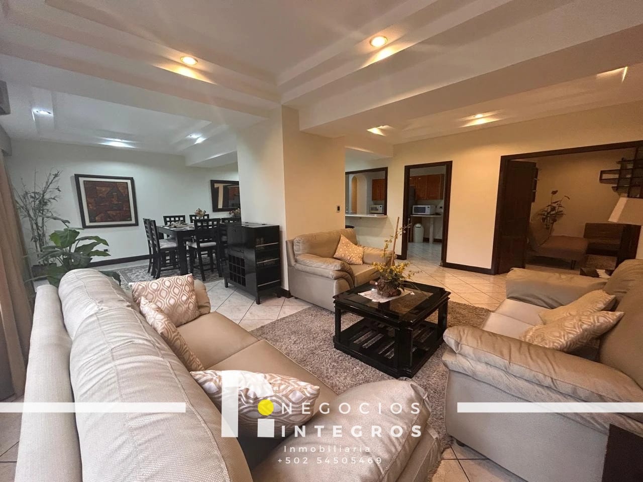 Apartamento en Venta Z.10 con Lindas Vistas a Area Verde y Piscina — Apartamento en Venta en Milenia, Zona 10, Guatemala, Ciudad — foto 9 de 17