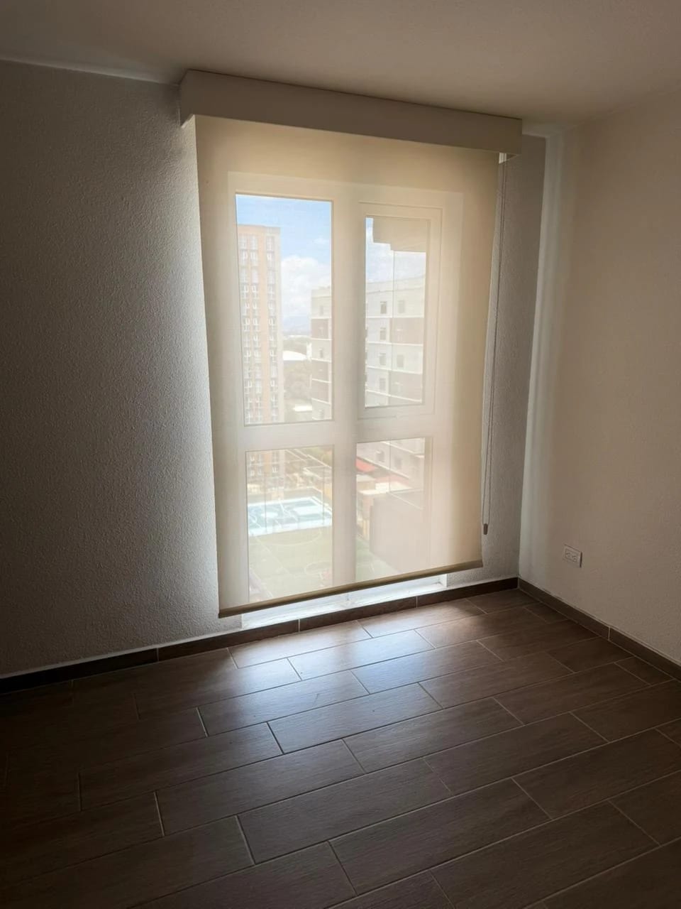Apartamento en renta en Parque Mateo Zona 7 de 3 dormitorios — Apartamento en Alquiler en Parque Mateo, Zona 7, Guatemala, Ciudad — foto 5 de 11