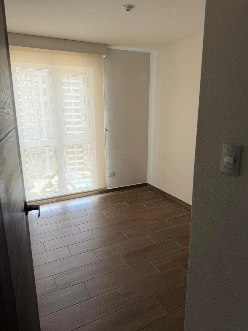 Apartamento en renta en Parque Mateo Zona 7 de 3 dormitorios — Apartamento en Alquiler en Parque Mateo, Zona 7, Guatemala, Ciudad — foto 6 de 11