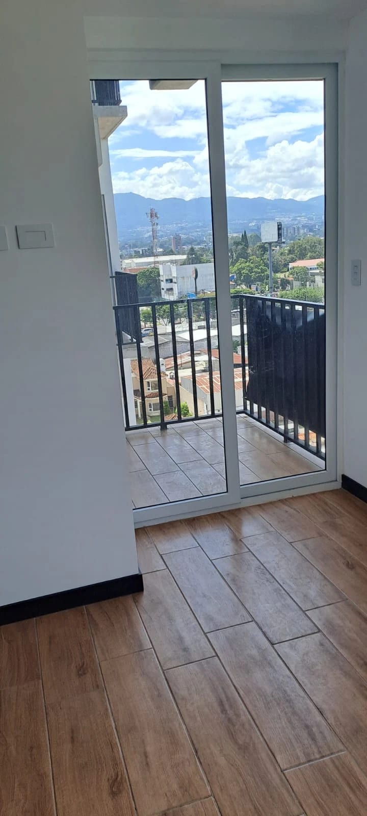 Alquilo Apartamento en Zona 12 Tera 12 a Pocos Metros de la Usac — Apartamento en Alquiler en Tera 12, Zona 12, Guatemala, Ciudad — foto 2 de 10