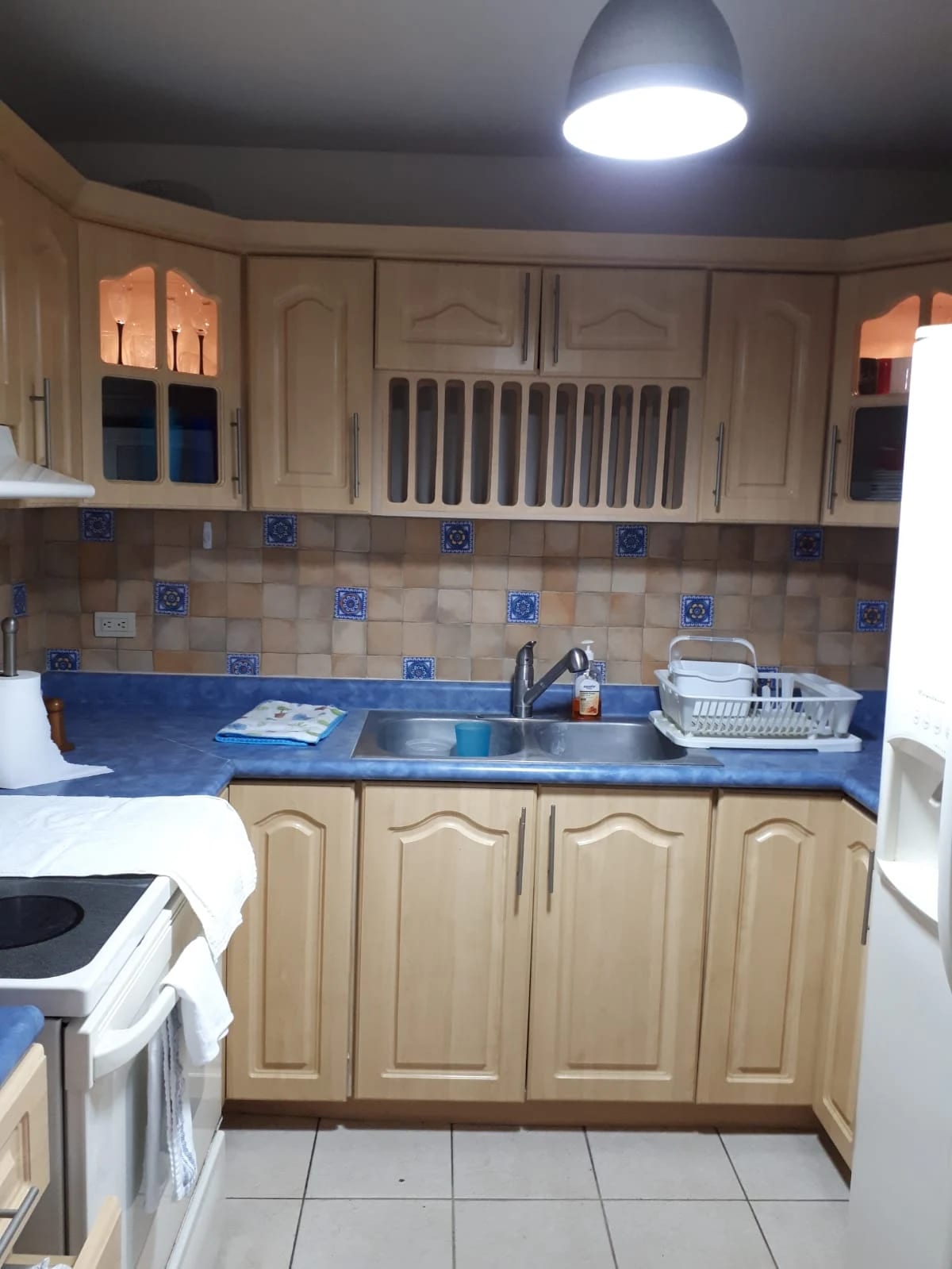 Alquilo Apartamento en Zona 14 Santorini Américas de Dos Dormitorios — Apartamento en Alquiler en Santorini Américas, Zona 14, Guatemala, Ciudad — foto 4 de 7