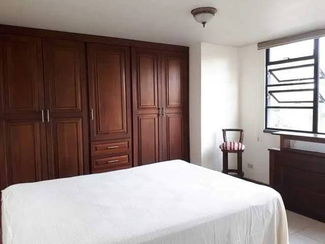 Alquilo Apartamento en Zona 14 Santorini Américas de Dos Dormitorios — Apartamento en Alquiler en Santorini Américas, Zona 14, Guatemala, Ciudad — foto 6 de 7