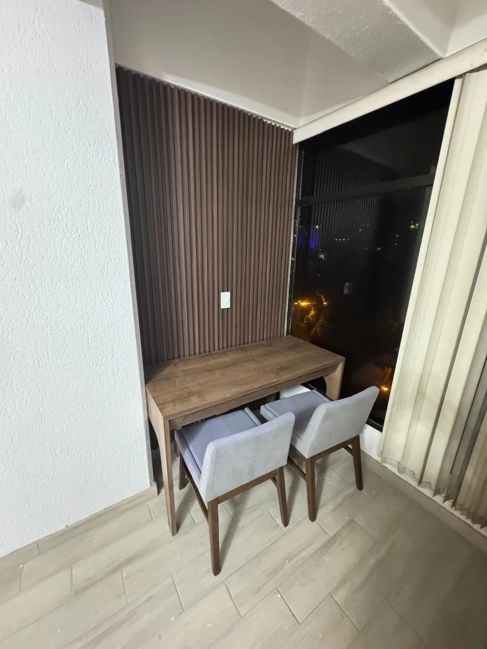 Alquiler de apartamento en zona 09 Reforma Obelisco Amueblado — Apartamento en Alquiler en Reforma Obelisco, Zona 9, Guatemala, Ciudad — foto 8 de 10