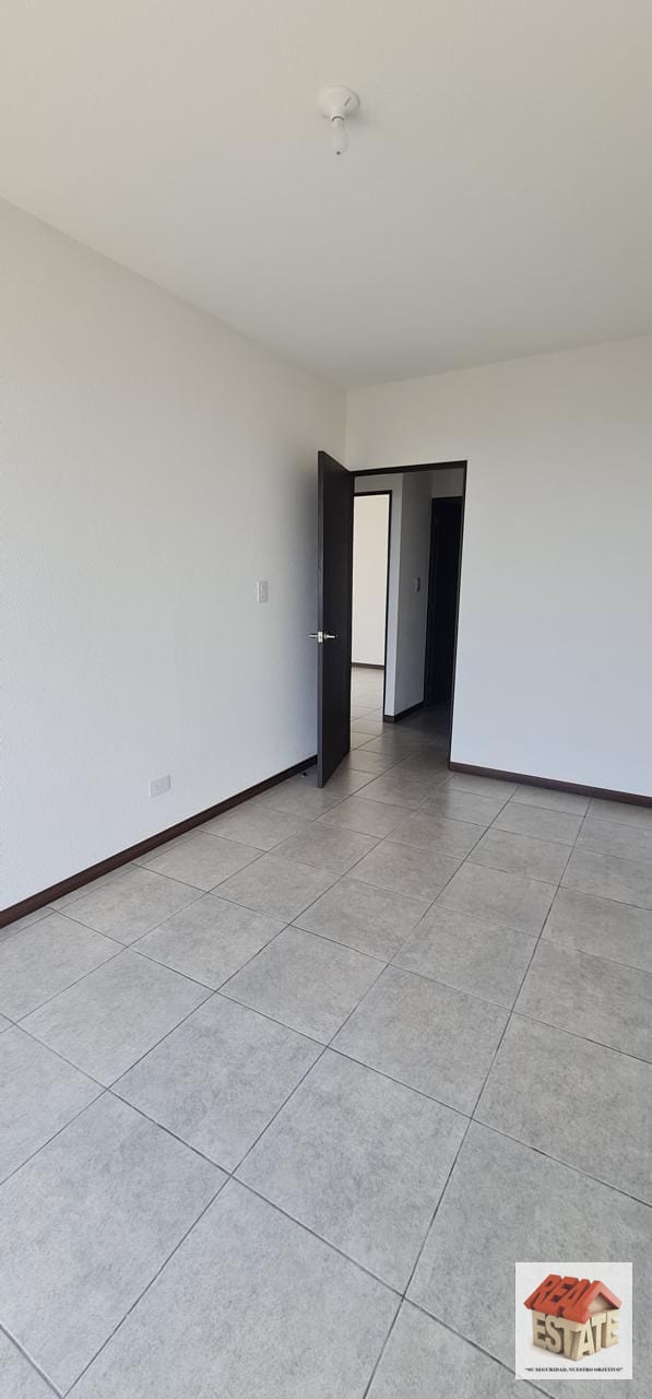 Zona 12 INITI alquilo amplio apartamento 95m2 — Apartamento en Alquiler en Prados de Monte María, Zona 12, Guatemala, Ciudad — foto 8 de 17