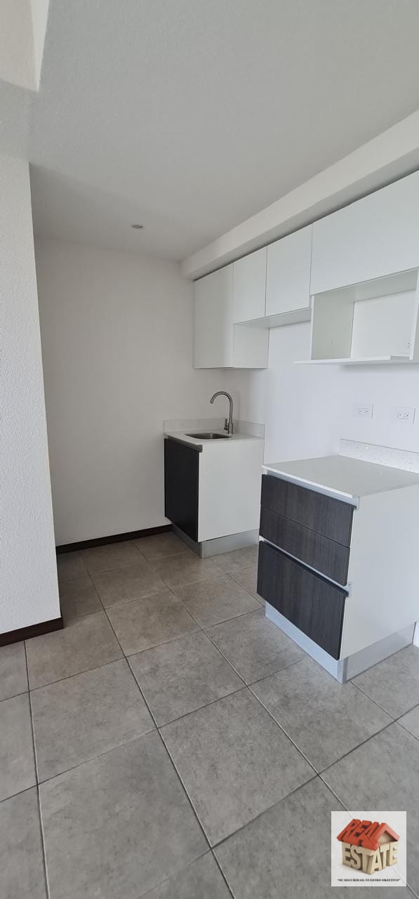 Zona 12 INITI alquilo amplio apartamento 95m2 — Apartamento en Alquiler en Prados de Monte María, Zona 12, Guatemala, Ciudad — foto 10 de 17