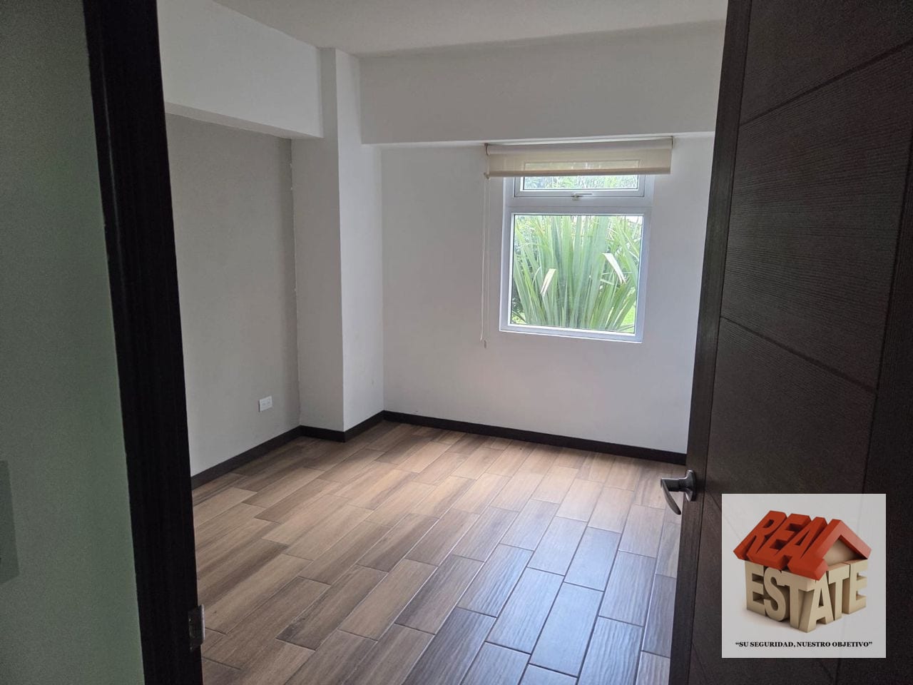 Edificio Pamplona alquilo apartamento excelente acceso varios puntos — Apartamento en Alquiler en Ofibodegas Petapa, Zona 12, Guatemala, Ciudad — foto 4 de 9