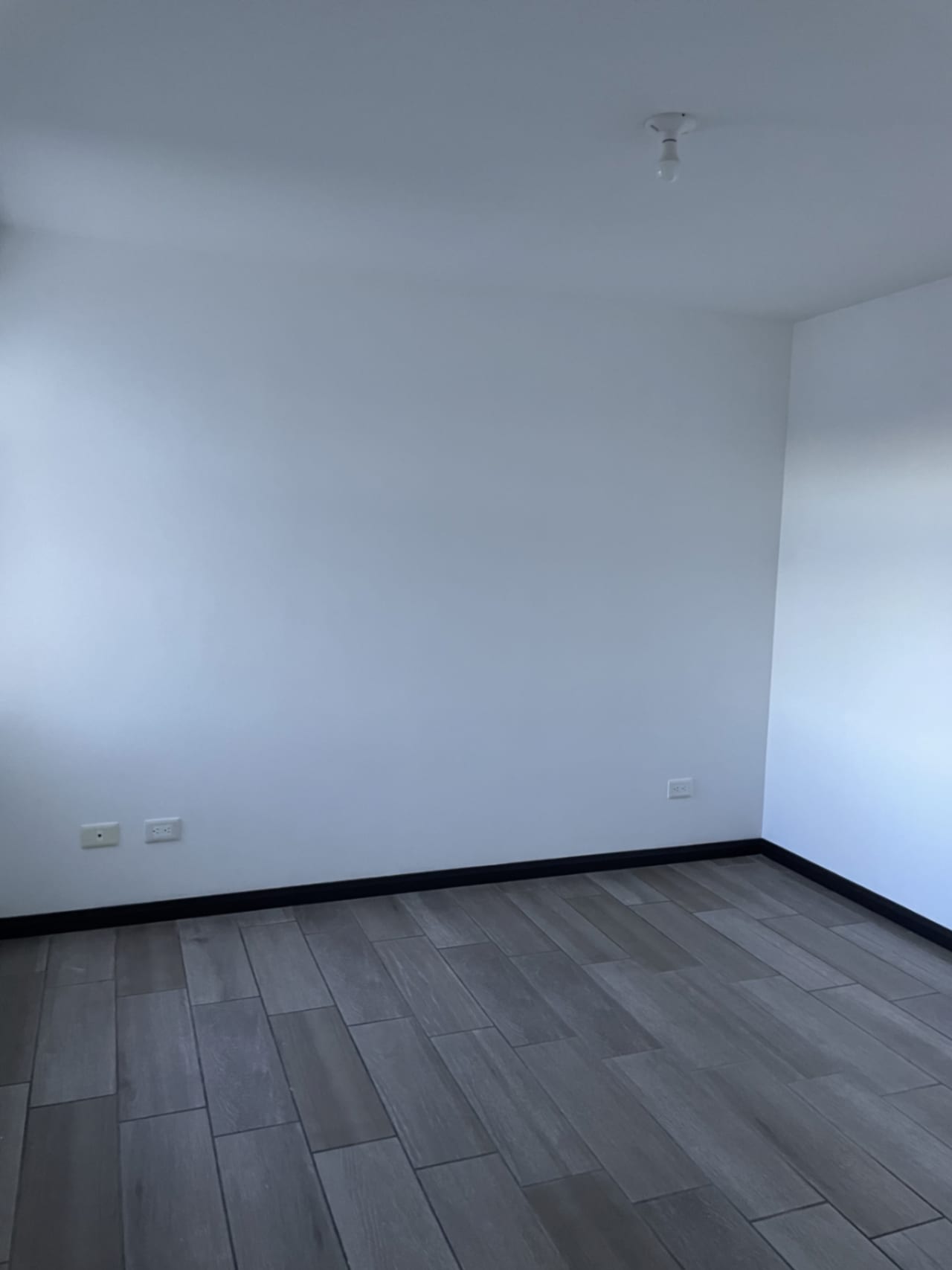 Rento Apartamento Amueblado Condado Naranjo — Apartamento en Alquiler en Condado Naranjo, Zona 4 Mixco, Guatemala, Ciudad — foto 8 de 14
