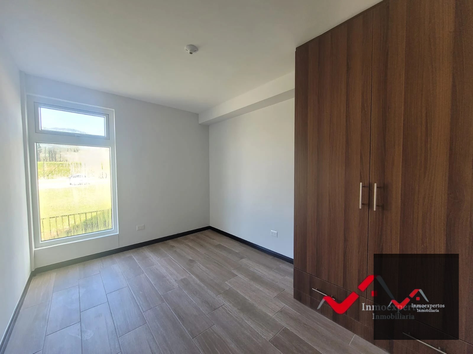 APARTAMENTO EN VENTA ZONA 1 MIXCO — Apartamento en Venta en Sakai, Zona 1 Mixco, Guatemala, Ciudad — foto 10 de 12