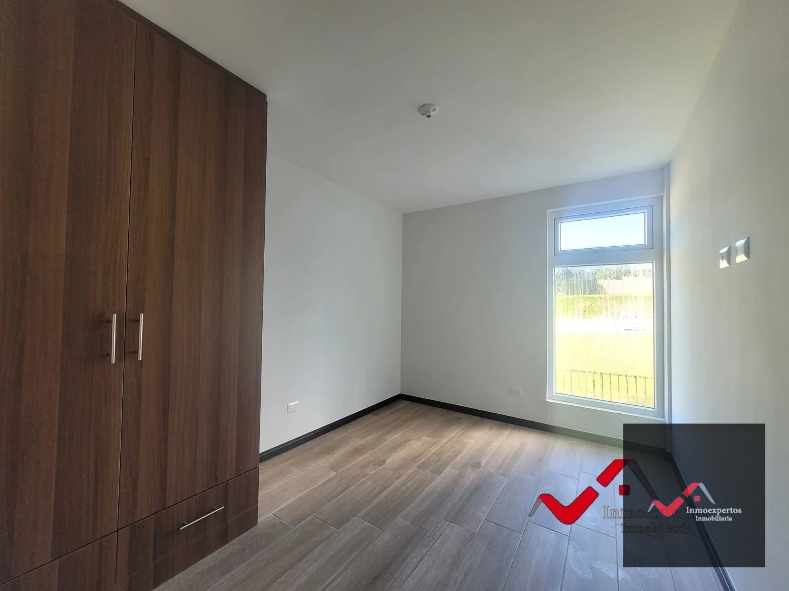 APARTAMENTO EN VENTA ZONA 1 MIXCO — Apartamento en Venta en Sakai, Zona 1 Mixco, Guatemala, Ciudad — foto 11 de 12