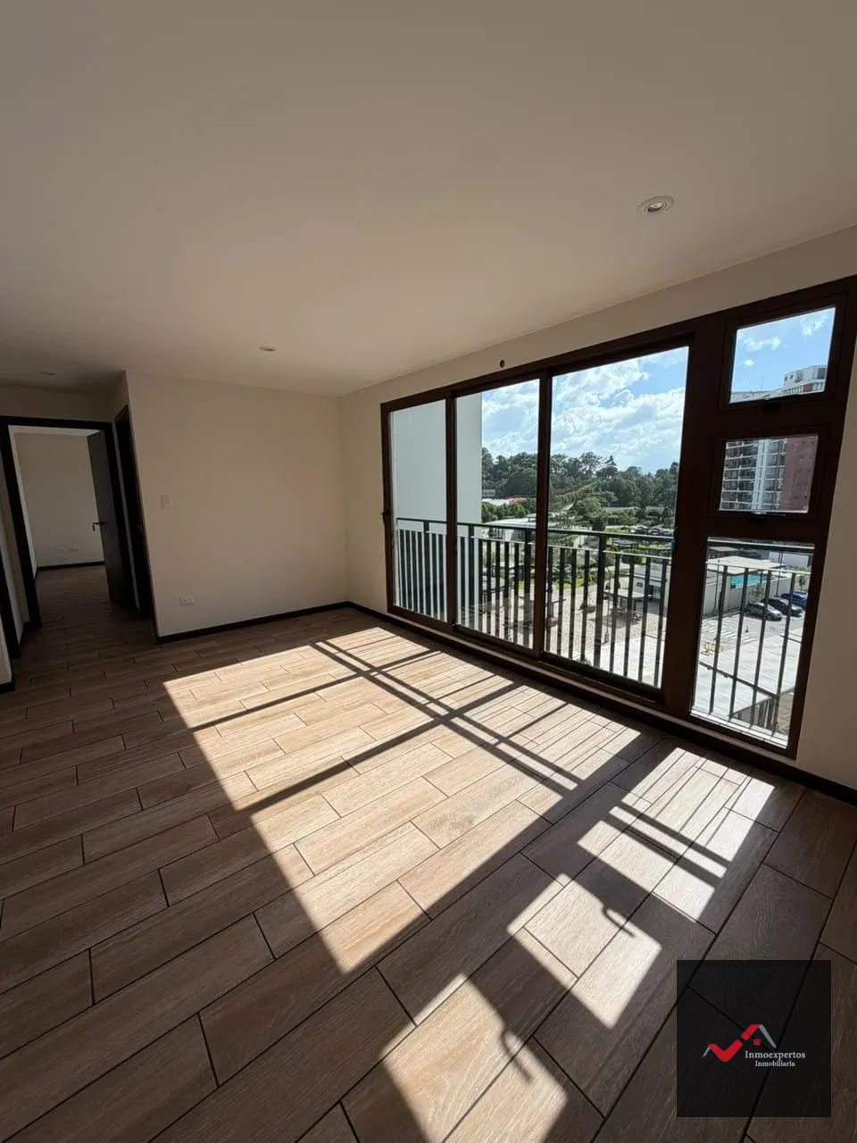 Apartamento en Renta | San Isidro 20-21, Zona 16 — Apartamento en Alquiler en Jardines de San Isidro, Zona 16, Guatemala, Ciudad — foto 6 de 9
