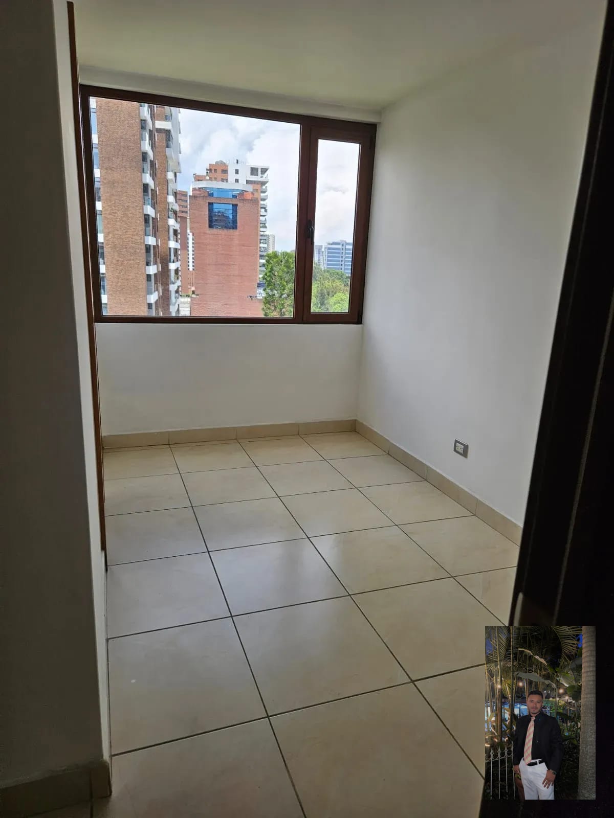 Amplio Apartamento en Venta en Gaudi Zona 14 📍 — Apartamento en Venta en Zona 14, Guatemala, Ciudad — foto 5 de 8