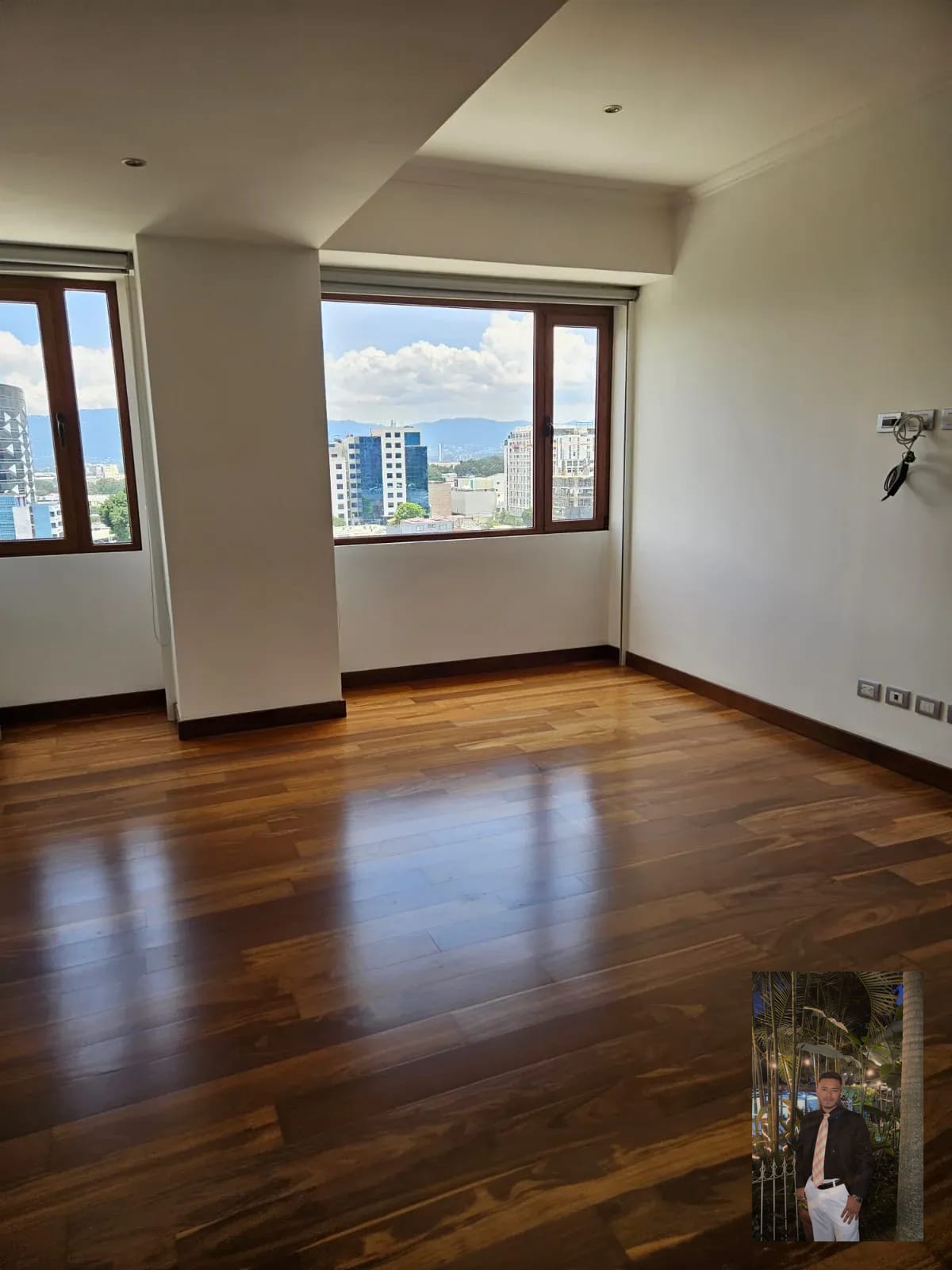 Amplio Apartamento en Venta en Gaudi Zona 14 📍 — Apartamento en Venta en Zona 14, Guatemala, Ciudad — foto 6 de 8