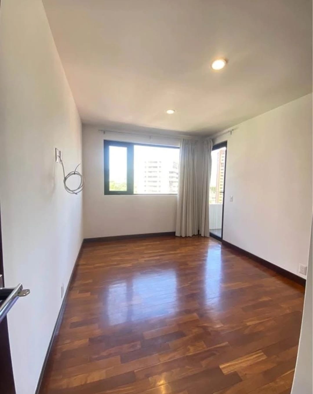 Vendo amplio apartamento en zona 14 Lantana — Apartamento en Venta en Lantana, Zona 14, Guatemala, Ciudad — foto 6 de 10