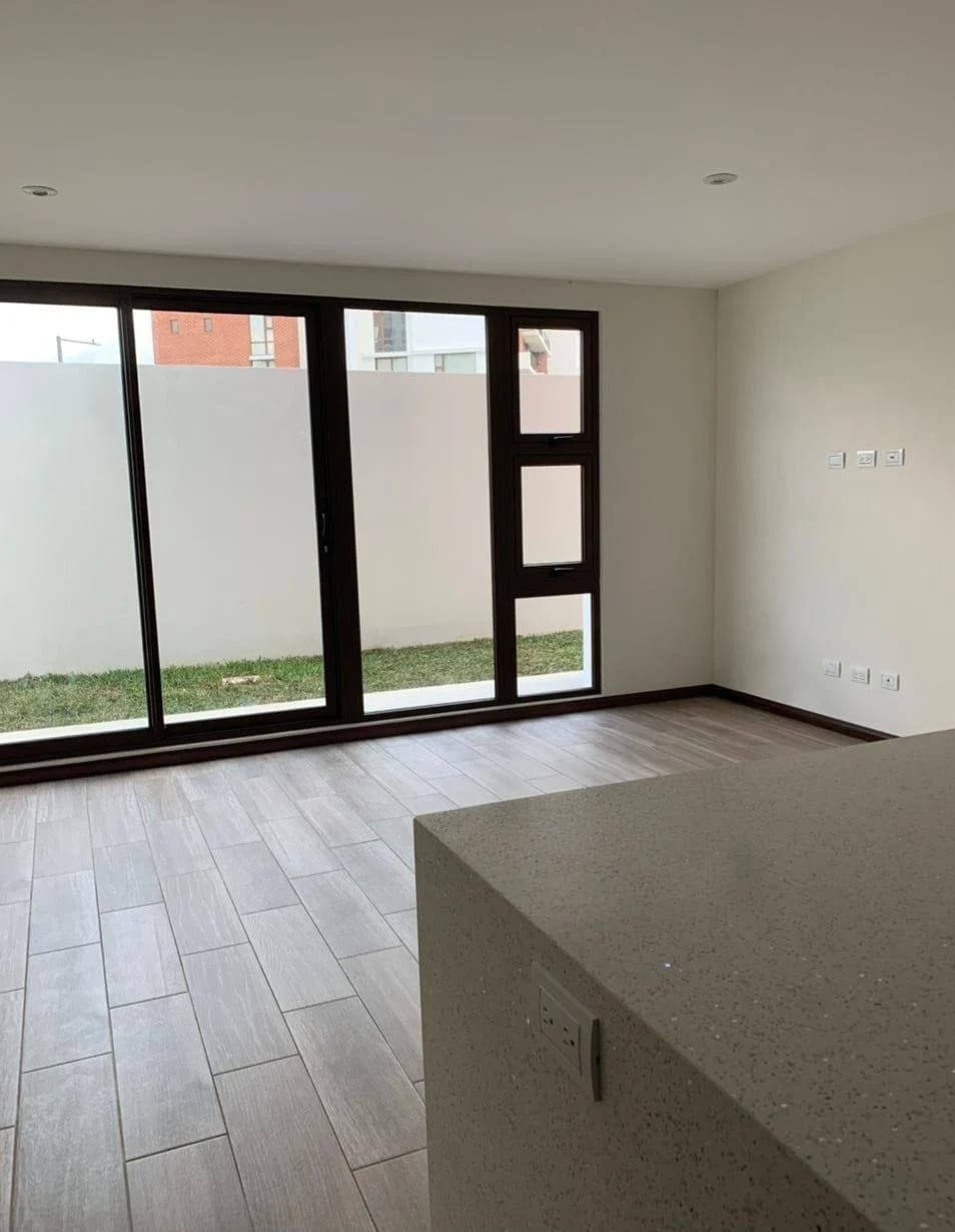 En Venta Apartamento con Jardín San Isidro 2021, Zona 16 — Apartamento en Venta en Zona 16, Guatemala, Ciudad — foto 1 de 5