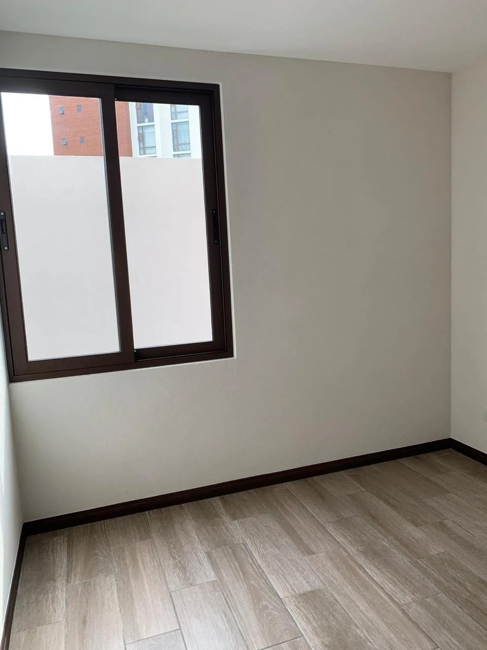 En Venta Apartamento con Jardín San Isidro 2021, Zona 16 — Apartamento en Venta en Zona 16, Guatemala, Ciudad — foto 2 de 5