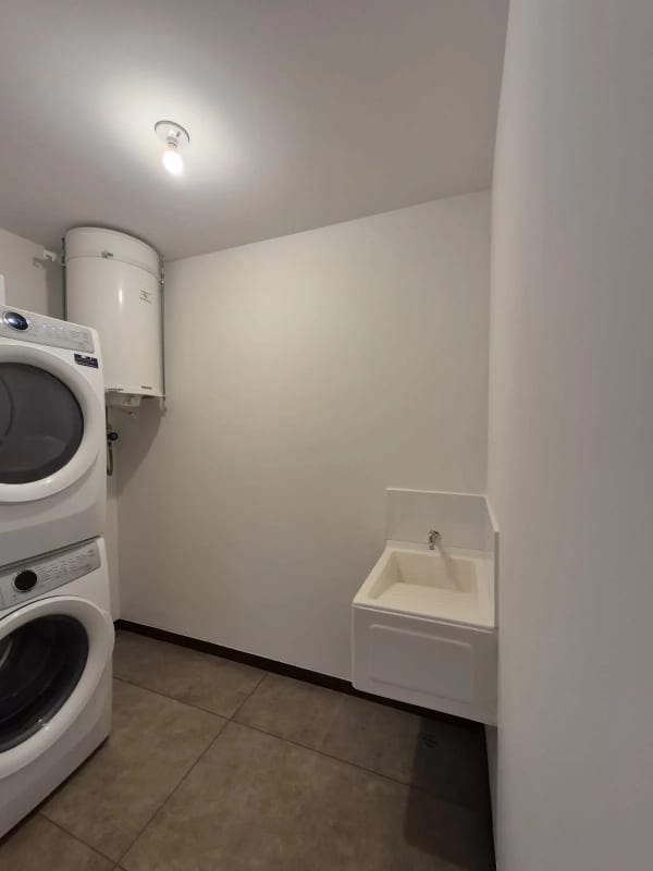 En Renta Precioso Apartamento con Terraza, San Lázaro Zona 15 — Apartamento en Alquiler en San Lázaro, Zona 15, Guatemala, Ciudad — foto 2 de 12