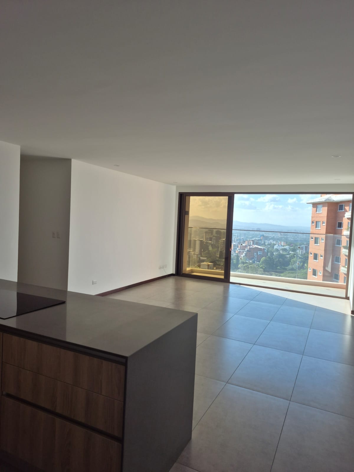 Rento Apartamento San Lázaro Zona 15 — Apartamento en Alquiler en San Lázaro, Zona 15, Guatemala, Ciudad — foto 3 de 10