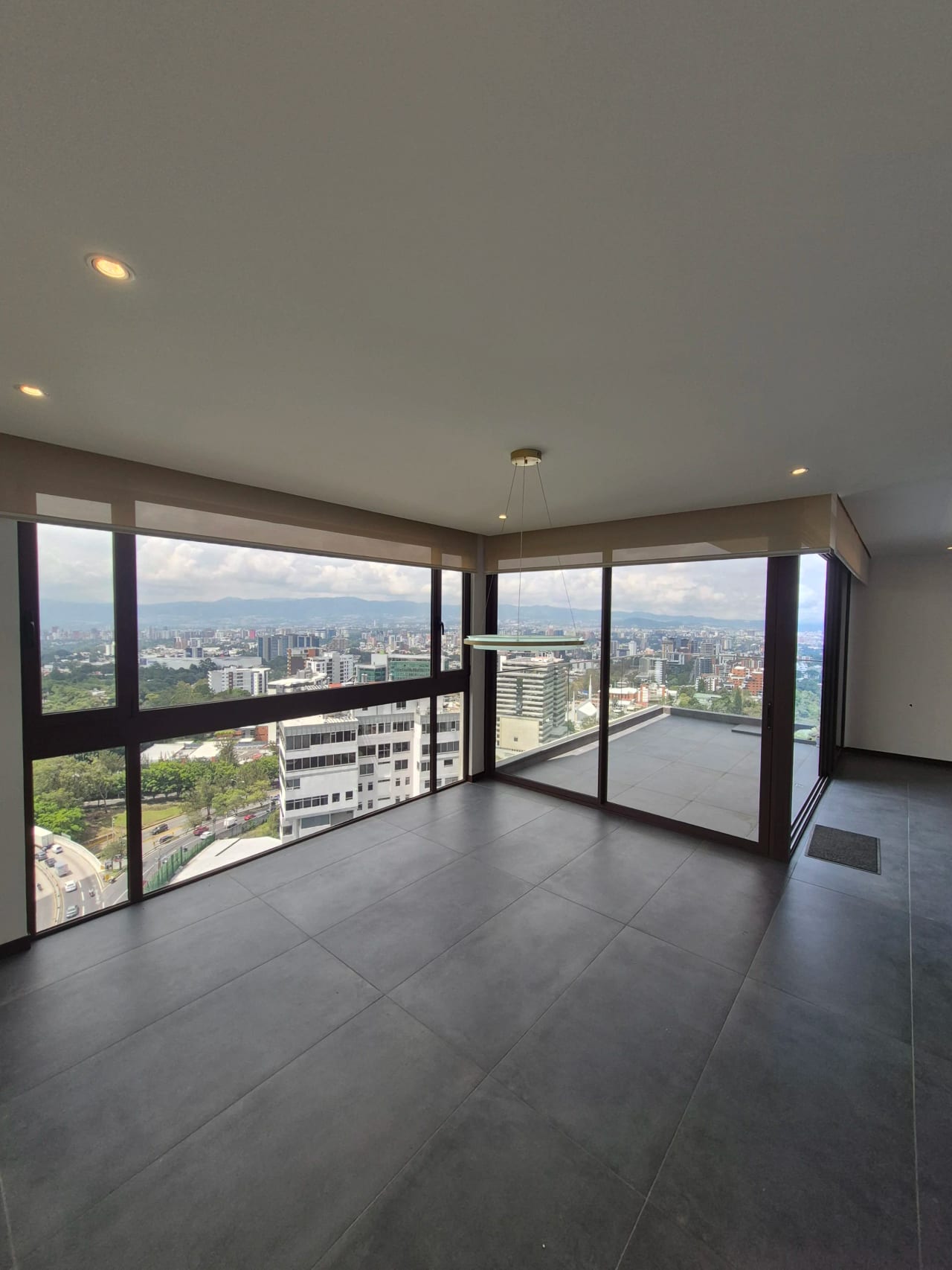 En Venta Moderno Penthouse con Increibles Vistas, San Lázaro Zona 15 — Apartamento en Venta en San Lázaro, Zona 15, Guatemala, Ciudad — foto 5 de 16